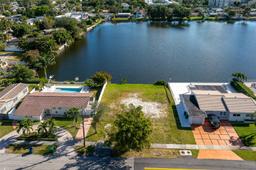 Picture of 21301 NE 24Th Ct, Miami, FL 33180