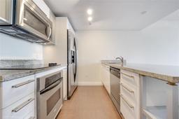 Picture of 185 SW 7Th St # 1414, Miami, FL 33130