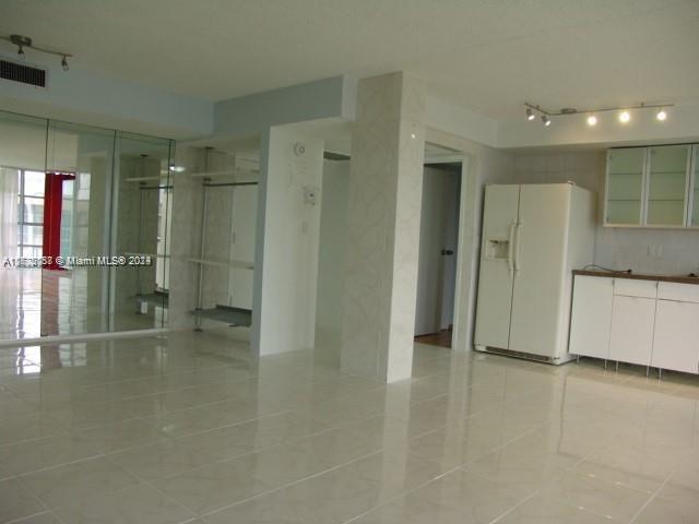 Picture of 701 Three Islands Blvd # 510, Hallandale Beach FL 33009