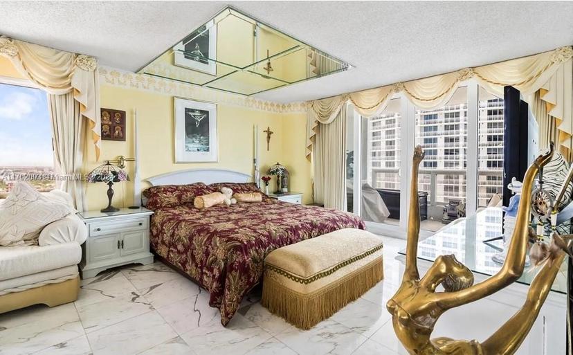 Picture of 1717 N Bayshore Dr # 3451, Miami FL 33132