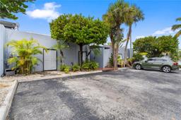 Picture of 6435 Windmill Gate Rd, Miami Lakes, FL 33014