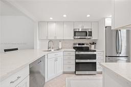 Picture of 1000 SW 12Th St # 111, Fort Lauderdale, FL 33315