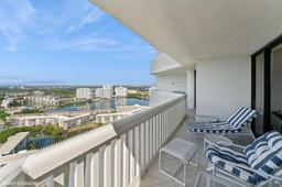 Picture of 1000 W Island Blvd # 2911, Aventura, FL 33160