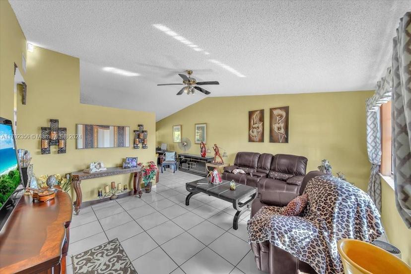 Picture of 14733 SW 85Th Ter, Miami FL 33193