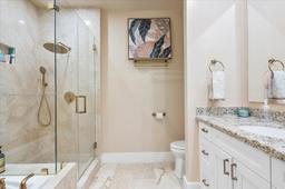 Picture of 3620 Yacht Club Dr # 503, Aventura, FL 33180