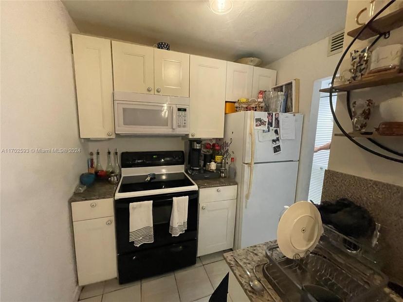 Picture of 2530 SW 3Rd Ave # 101, Miami FL 33129