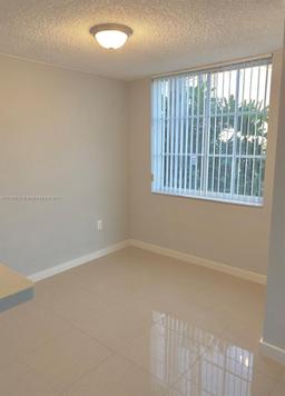 Picture of 12118 Saint Andrews Pl # 107, Miramar, FL 33025