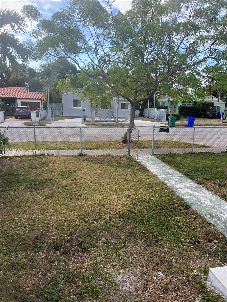 Picture of 1482 NE 174Th St, North Miami Beach, FL 33162