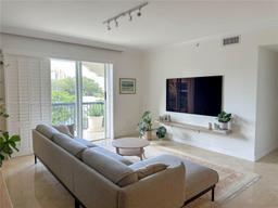 Picture of 50 Alhambra Cir # 310, Coral Gables, FL 33134