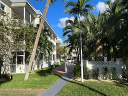 Picture of 1439 S Ocean Blvd # 316, Lauderdale By The Sea, FL 33062