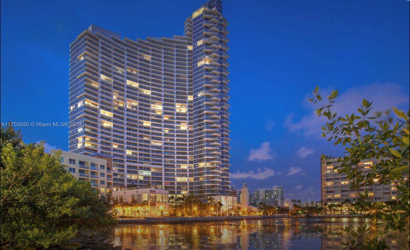 Picture of 2020 N Bayshore Dr # 1008, Miami, FL 33137