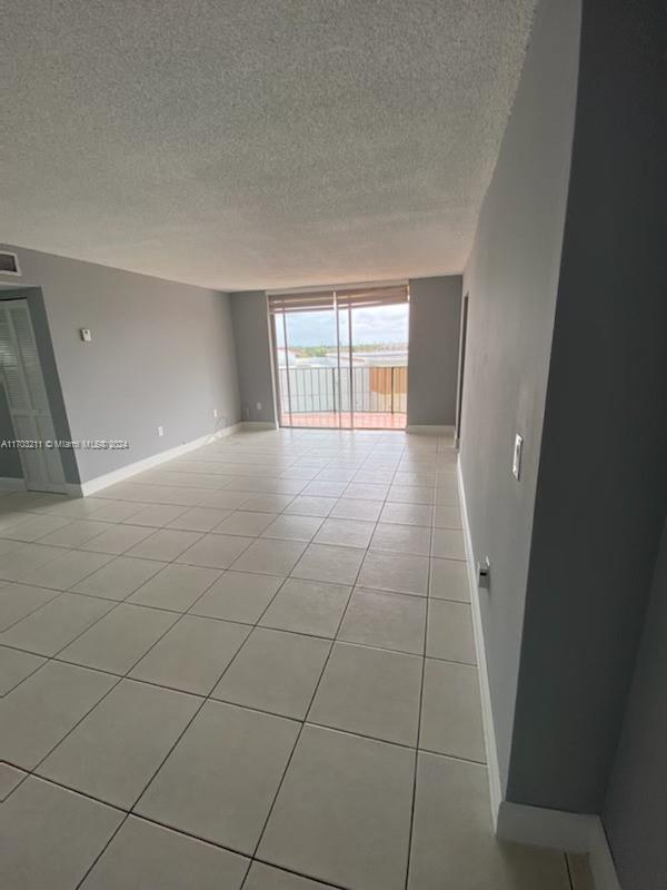 Picture of 9310 Fontainebleau Blvd # 514, Miami FL 33172