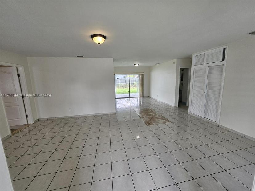 Picture of 12025 Bird Dr, Miami FL 33175