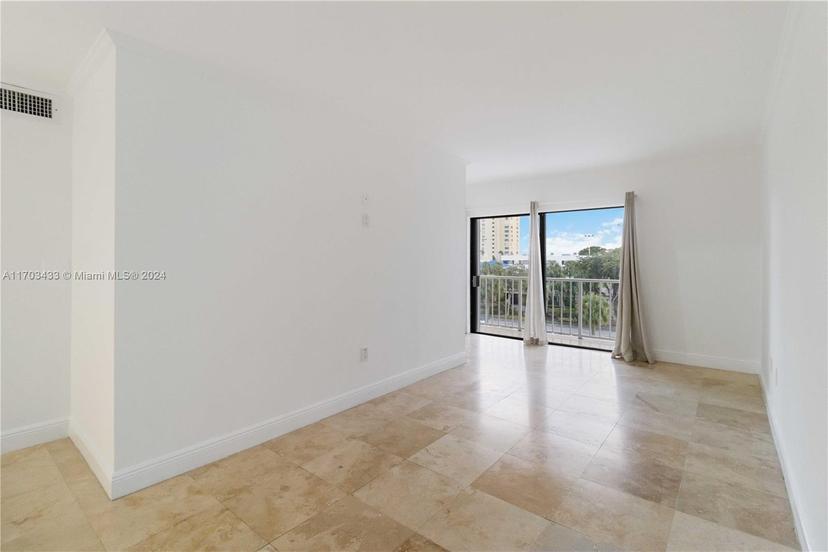 Picture of 1650 NE 115Th St # 407, Miami FL 33181