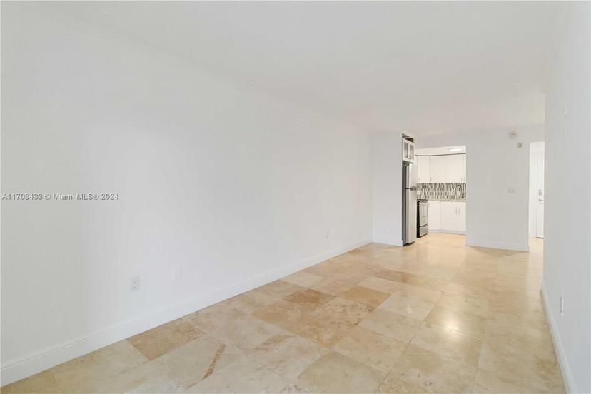 Picture of 1650 NE 115Th St # 407, Miami FL 33181