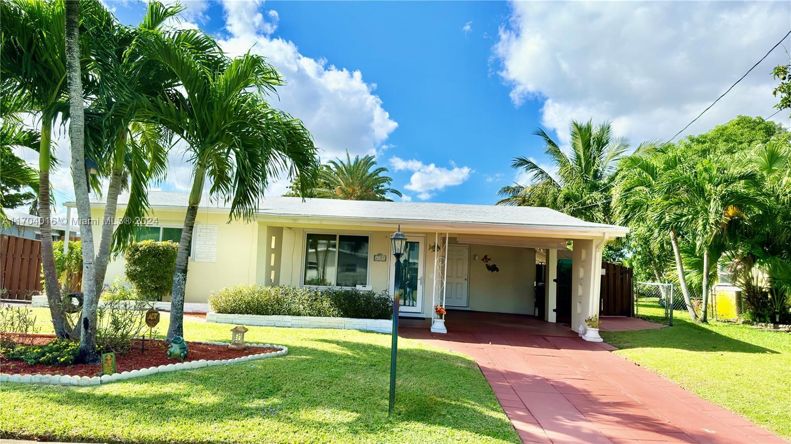 Picture of 4421 SW 33Rd Ave, Dania Beach, FL 33312