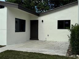 Picture of 4638 NW 185 St, Miami Gardens, FL 33055