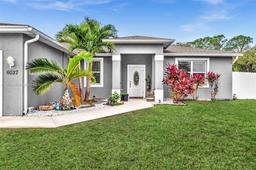 Picture of 6027 Acorn Cir, La Belle, FL 33935