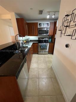 Picture of 7350 SW 89Th St # 817S, Miami, FL 33156