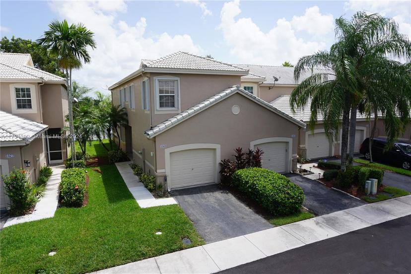 Picture of 1868 Salerno Cir # 1868, Weston FL 33327