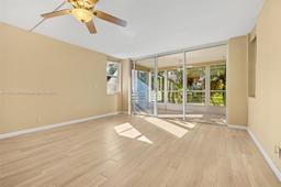 Picture of 933 Cypress Grove Dr # 203, Pompano Beach, FL 33069