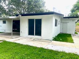 Picture of 2380 SW 34Th Way, Fort Lauderdale, FL 33312