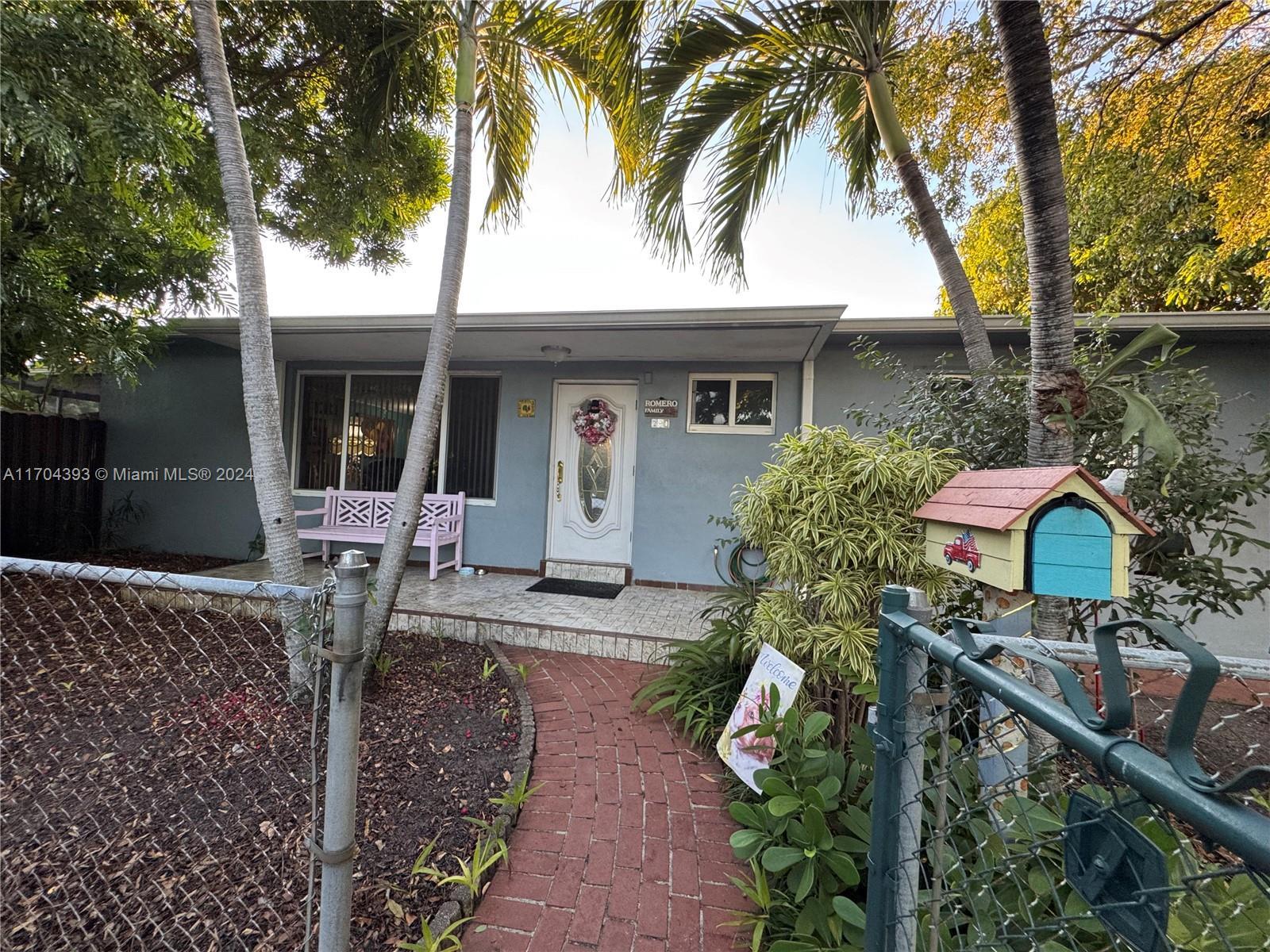 Picture of 298 E 14Th St, Hialeah, FL 33010