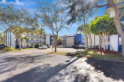 Picture of 3170 Holiday Springs Blvd # 209, Margate, FL 33063