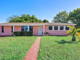 Picture of 4530 NW 171St St, Miami Gardens, FL 33055