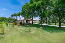 Picture of 12851 Luray Rd, Southwest Ranches, FL 33330