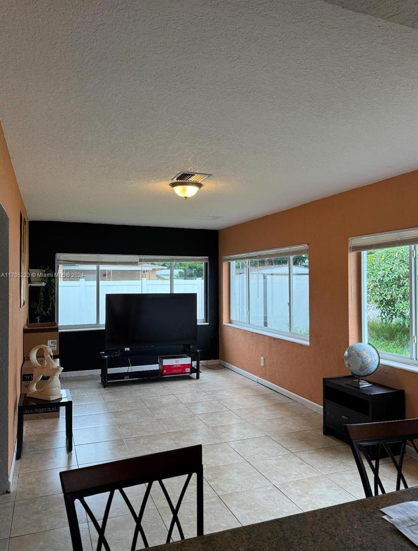 Picture of 3478 NW 26Th St, Lauderdale Lakes FL 33311