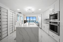 Picture of 460 NE 28Th St # 3205, Miami, FL 33137