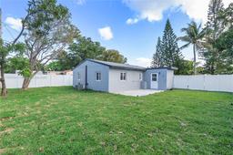 Picture of 631 NE 57Th St, Oakland Park, FL 33334