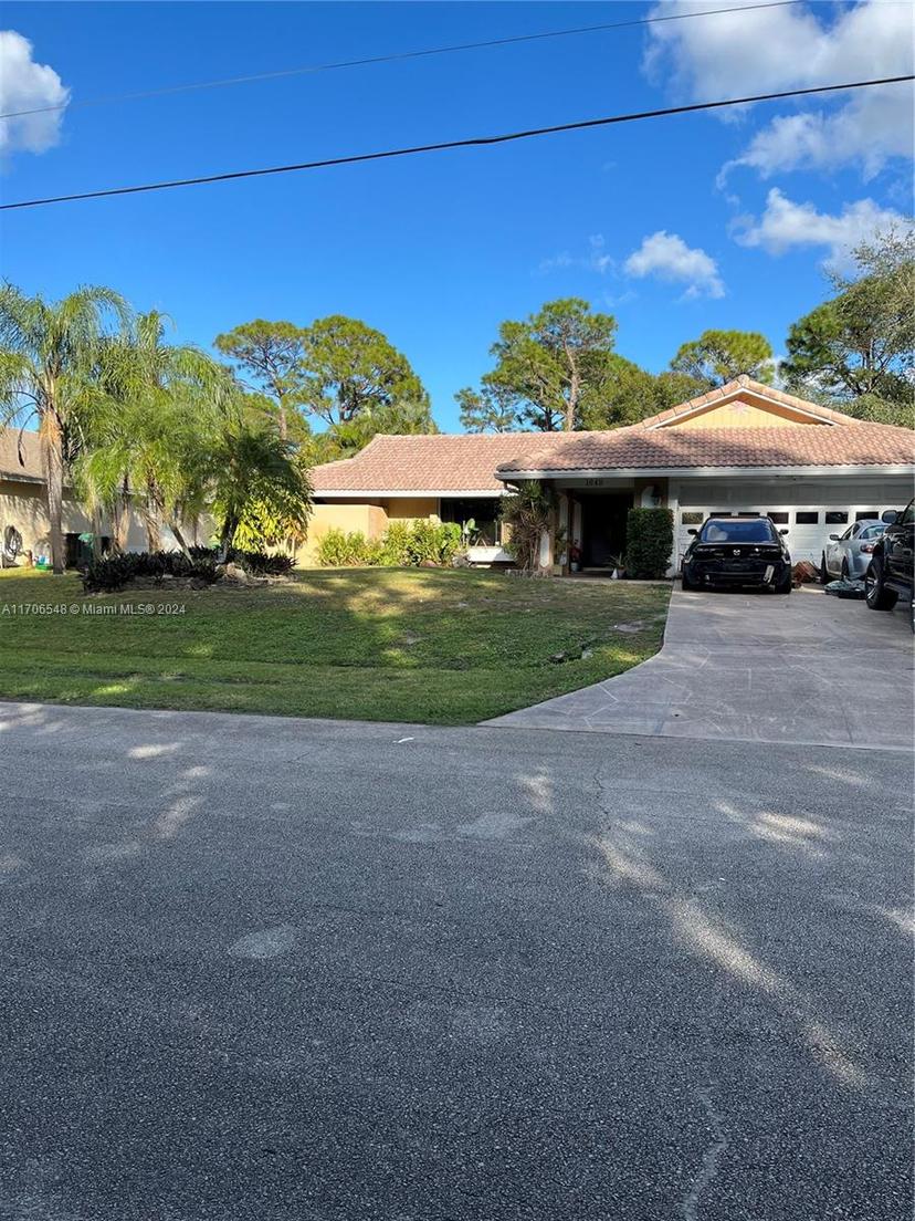 Picture of 1649 SW Taurus Ln, Port St. Lucie FL 34984