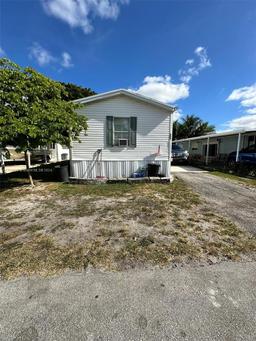 Picture of 350 NW 134Th Way, Plantation, FL 33325