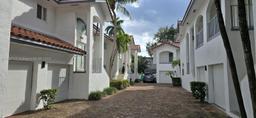 Picture of 3078 Bird Ave # 4, Miami, FL 33133