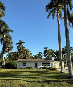 Picture of 4438 E Riverside Drive, Fort Myers, FL 33905