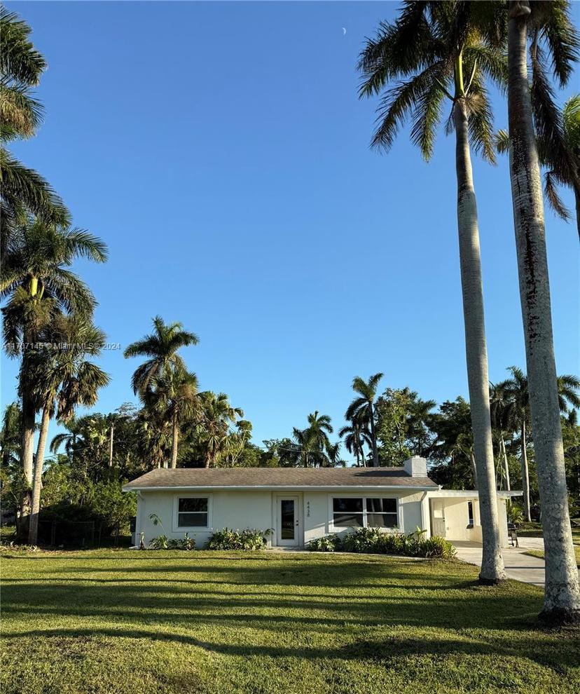 Picture of 4438 E Riverside Drive, Fort Myers FL 33905