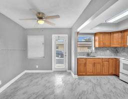 Picture of 3525 Polk St # 5, Hollywood, FL 33021