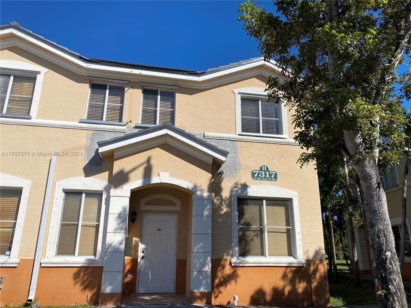 Picture of 7317 NW 174Th Ter # 100, Hialeah, FL 33015