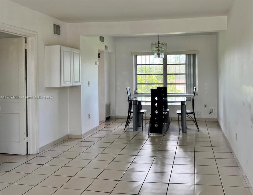 Picture of 391 E 4Th Ave # 9, Hialeah FL 33010