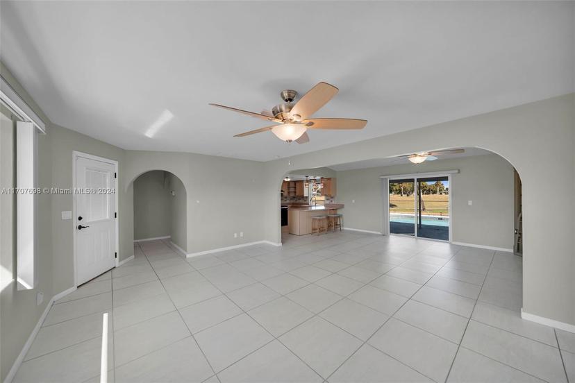 Picture of 307 SE 10Th Ter, Other City - In The State Of Florida FL 33990