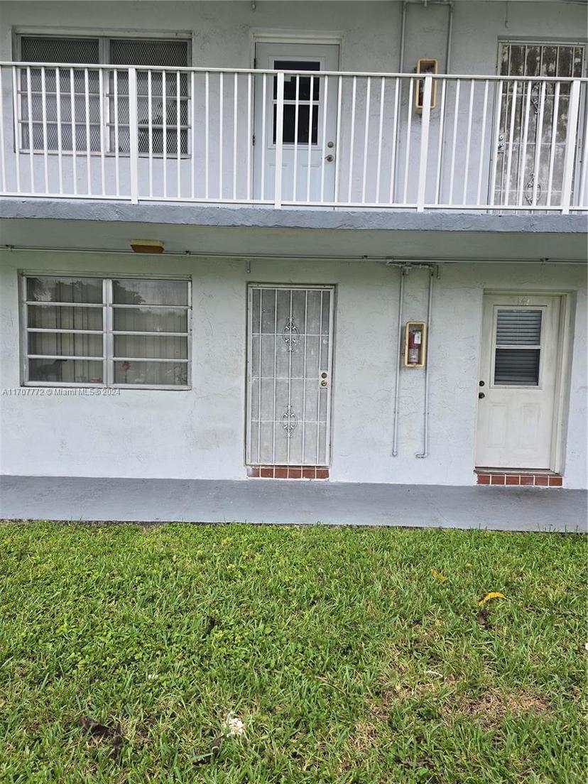 Picture of 20310 NE 2Nd Ave # 15, Miami Gardens FL 33179