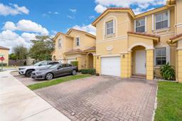 Picture of 11252 NW 86Th Ln # 0, Doral, FL 33178