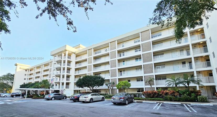 Picture of 3100 N Course Ln # 410, Pompano Beach FL 33069