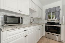 Picture of 2524 Hayes St # 9, Hollywood, FL 33020