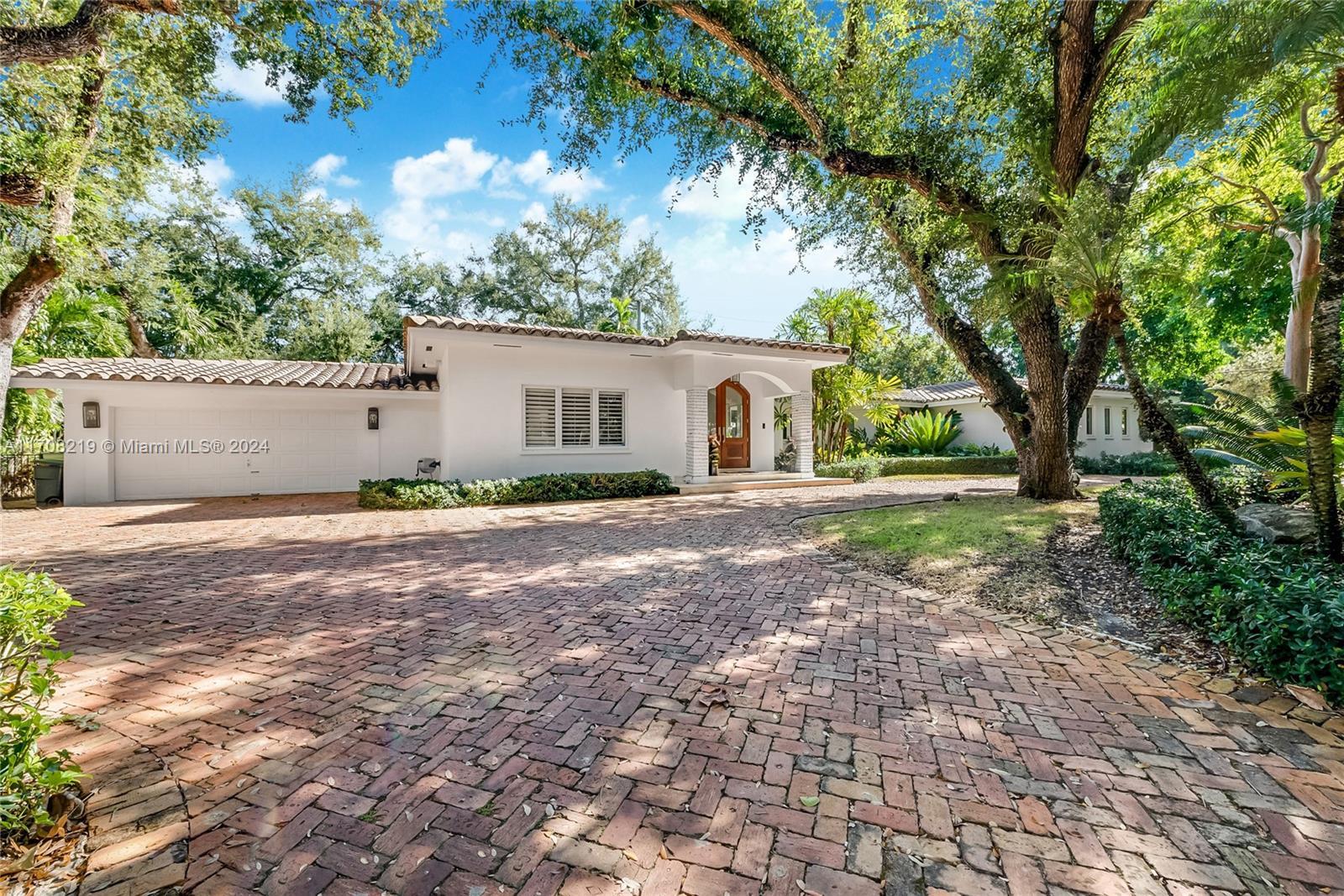 Picture of 6925 Tordera St, Coral Gables, FL 33146