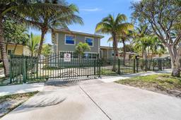 Picture of 1420 NE 136Th St, North Miami, FL 33161