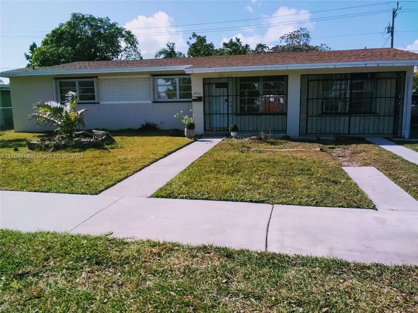 Picture of 20620 Anchor Rd, Cutler Bay FL 33189