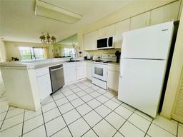 Picture of 2334 S Cypress Bend Dr # 505, Pompano Beach, FL 33069